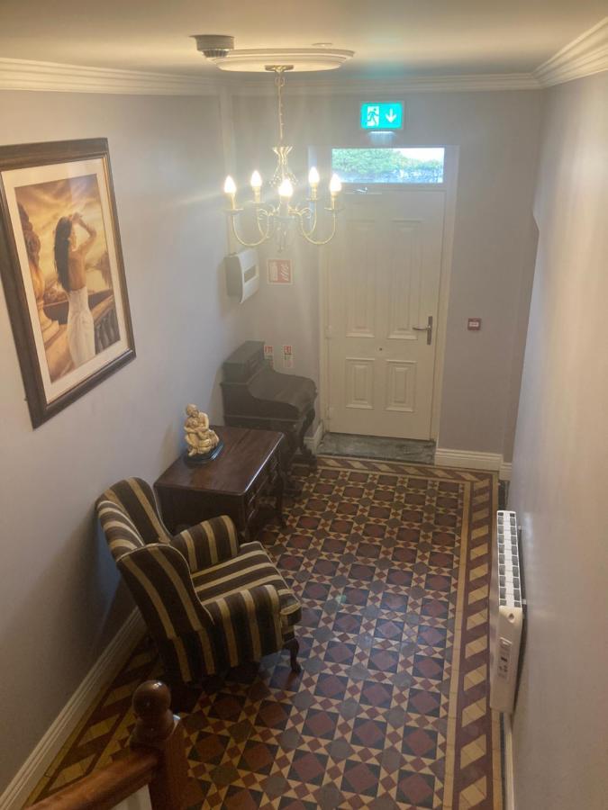 Mcnulty'S Guest House Enniscrone Buitenkant foto